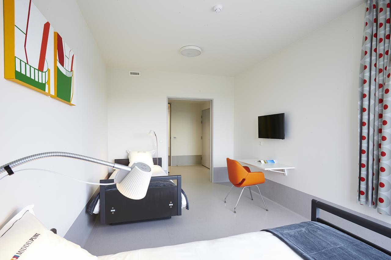 Hotel Middelpunt - Gratis Parking - Ontbijt Inbegrepen! Middelkerke Kültér fotó